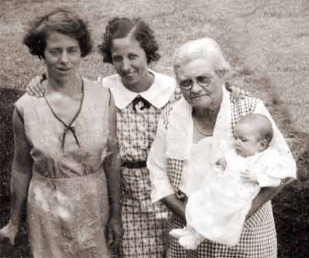 4generations-MaryRuthEmmaPatty